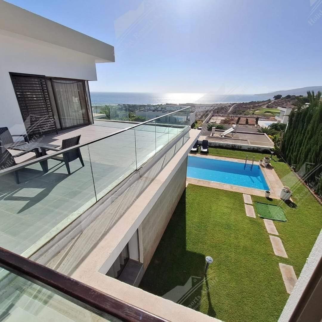 Blue Sky 4 Bedroom Bay Amda Villa