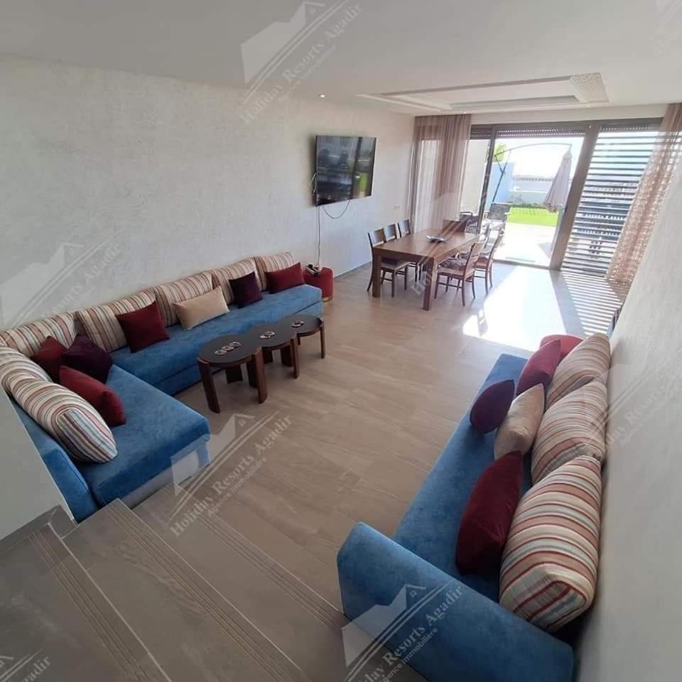 Blue Sky 4 Bedroom Bay Amda Villa *