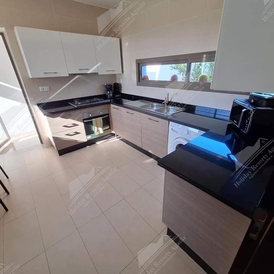 Blue Sky 4 Bedroom Bay Amda Villa *